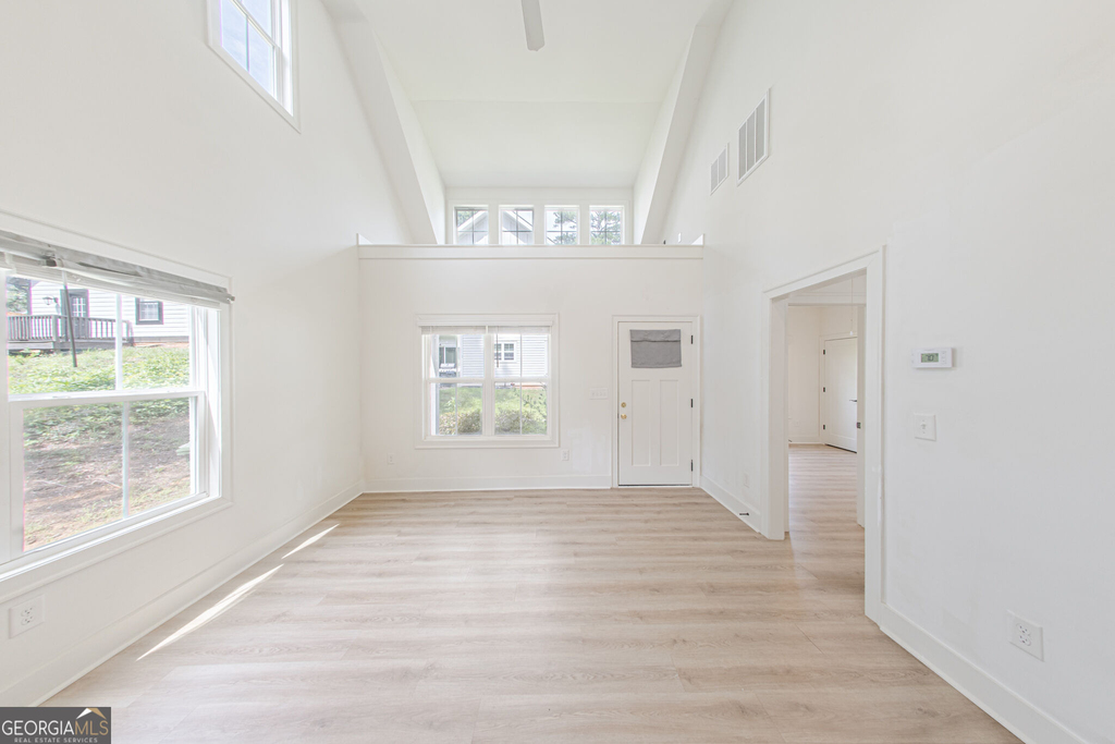 2400 Lowe Street Nw - Photo 4