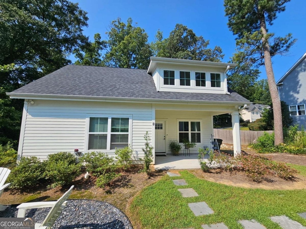 2400 Lowe Street Nw - Photo 0