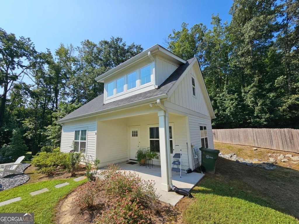 2400 Lowe Street Nw - Photo 2