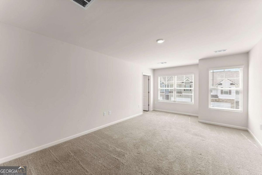 300 Stoneybrook Court - Photo 16