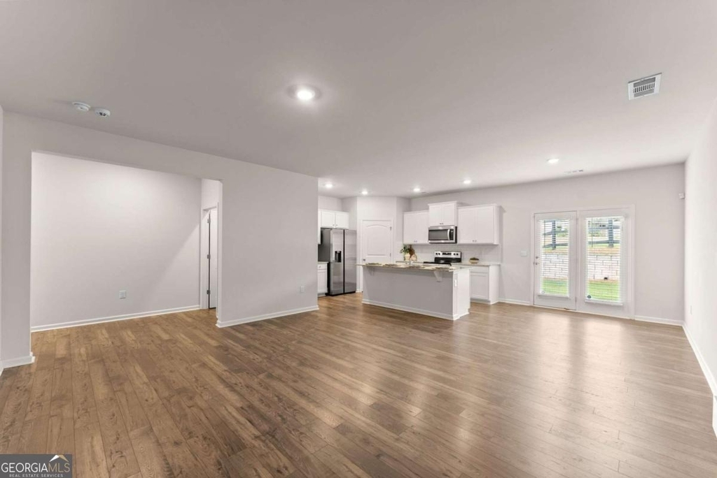 300 Stoneybrook Court - Photo 7