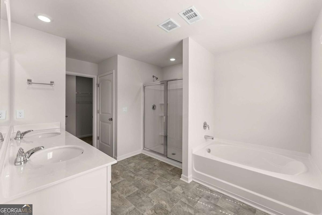 300 Stoneybrook Court - Photo 19