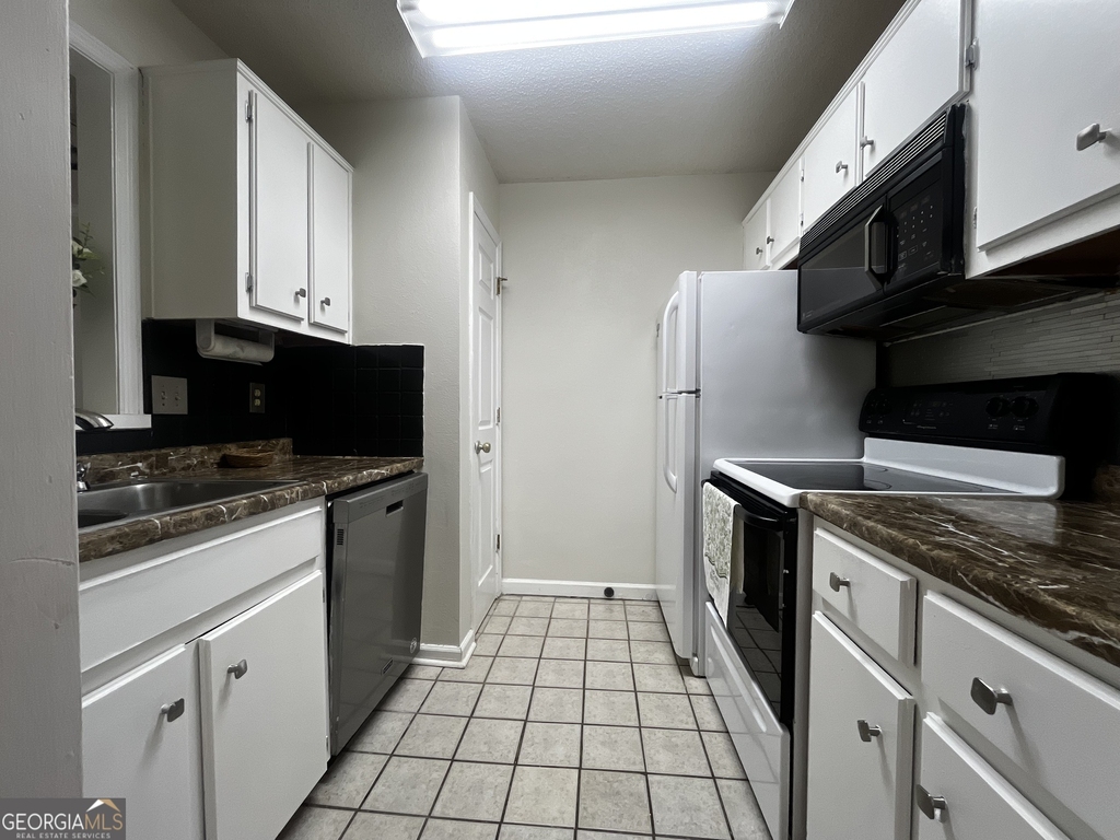 2165 S Milledge Avenue - Photo 4
