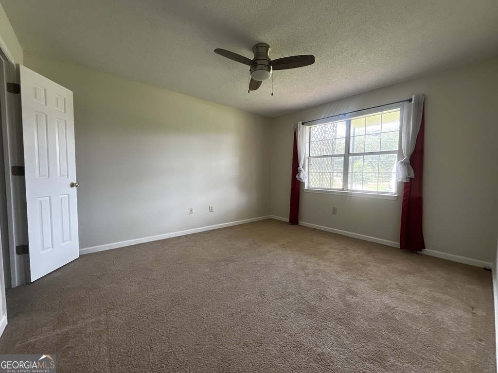 2165 S Milledge Avenue - Photo 8