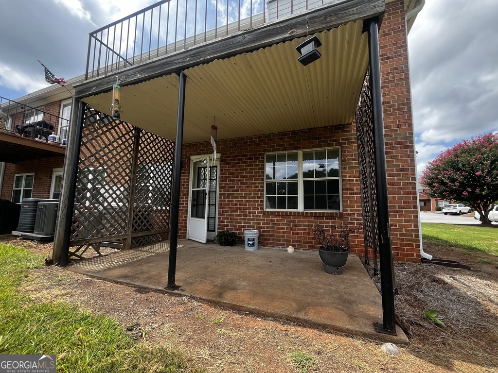 2165 S Milledge Avenue - Photo 11