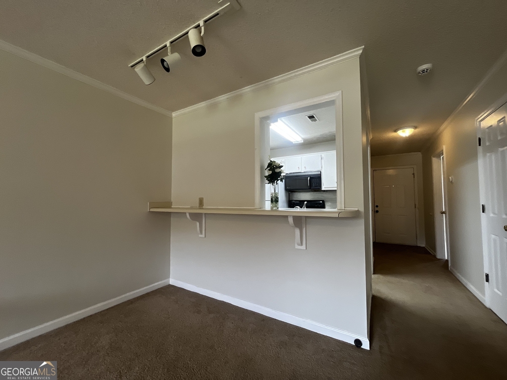 2165 S Milledge Avenue - Photo 7