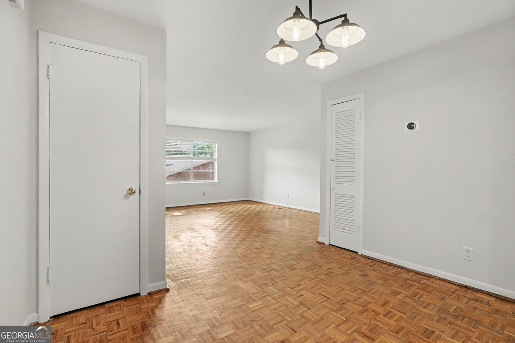 3535 Roswell Road Ne - Photo 3