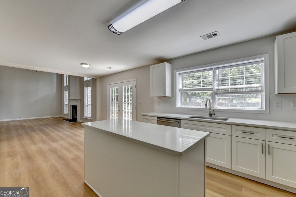 340 Waddington Trail - Photo 25