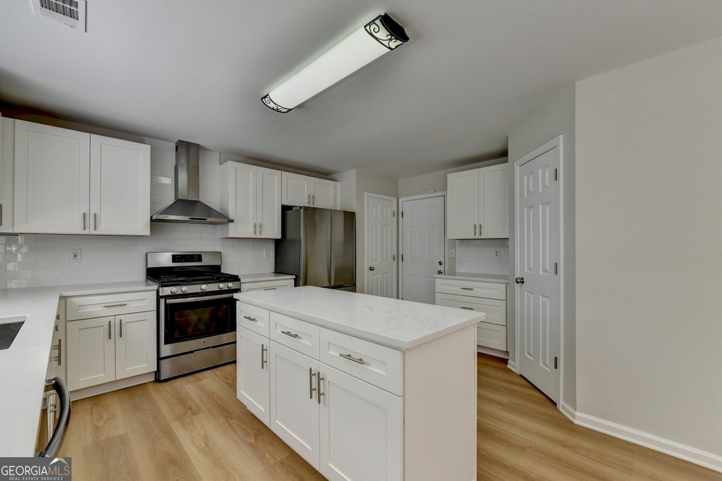 340 Waddington Trail - Photo 23