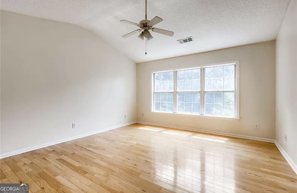 2005 Maple Ridge Court Nw - Photo 5