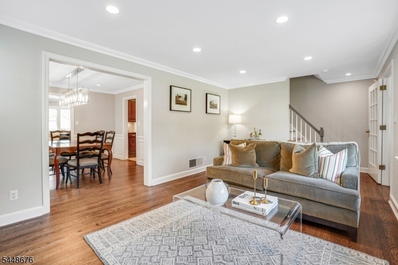 256 Woodland Ave - Photo 5