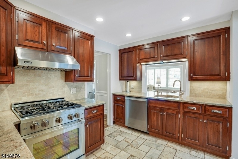 256 Woodland Ave - Photo 9