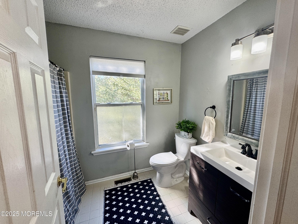 113 Richmond Court N - Photo 14