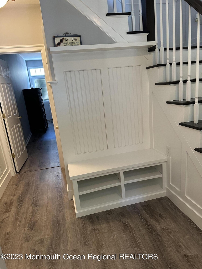 27 Grant Street - Photo 3