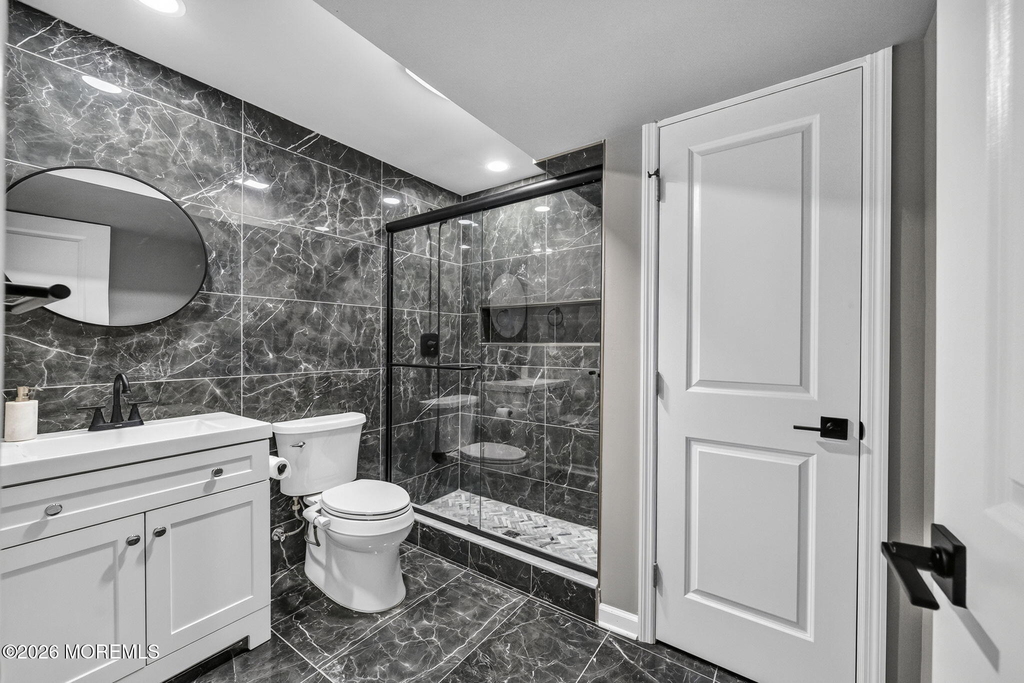 319 Tulip Court - Photo 32
