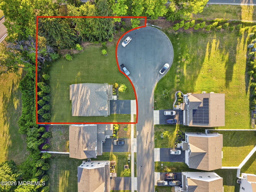 319 Tulip Court - Photo 1