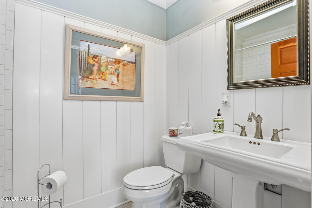 565 Trout Avenue - Photo 27