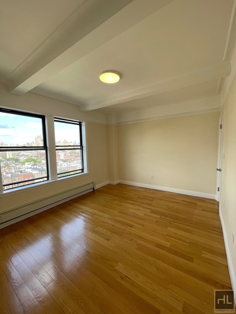 West 79 Street - Photo 0