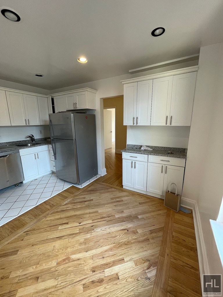 West 79 Street - Photo 0