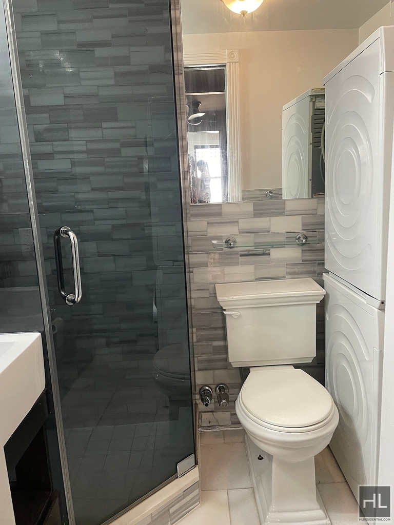 West 53 Street - Photo 2