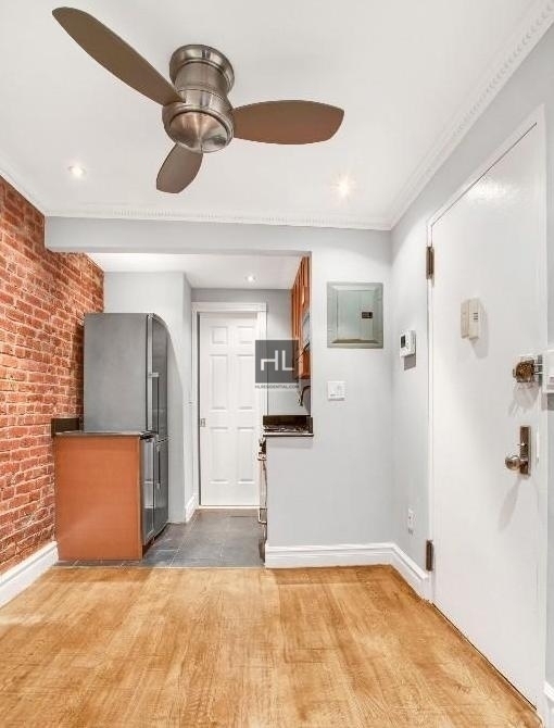 West 53 Street - Photo 1