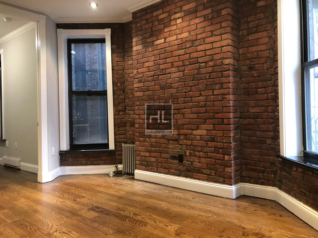 West 103 Street - Photo 8