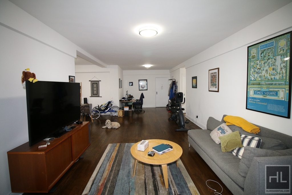 East 69 Street - Photo 0