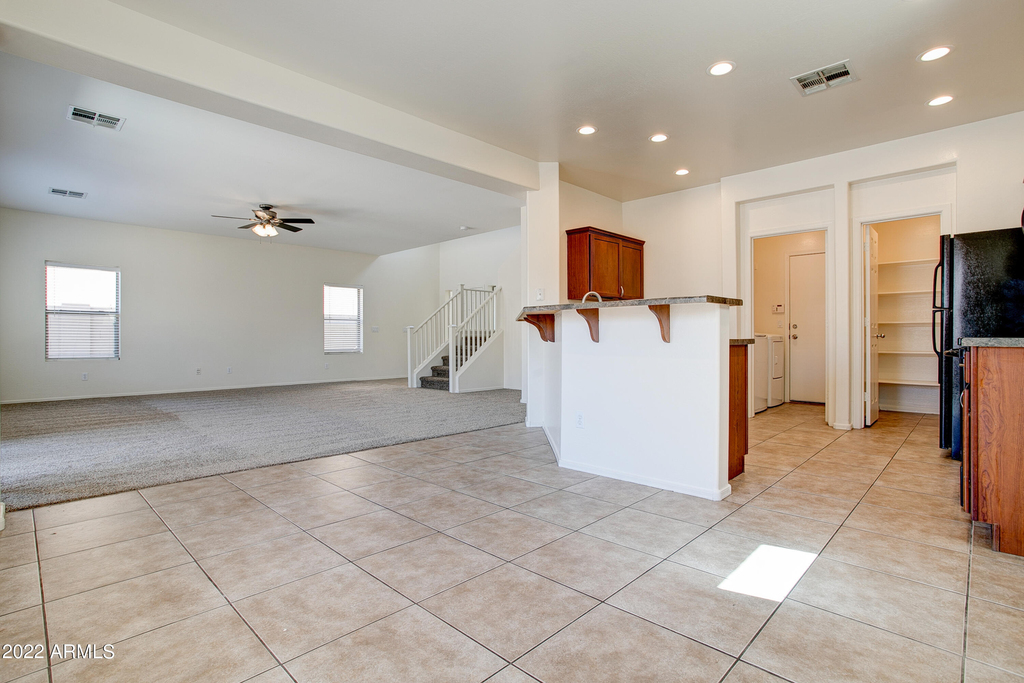 9928 W Chipman Road - Photo 10