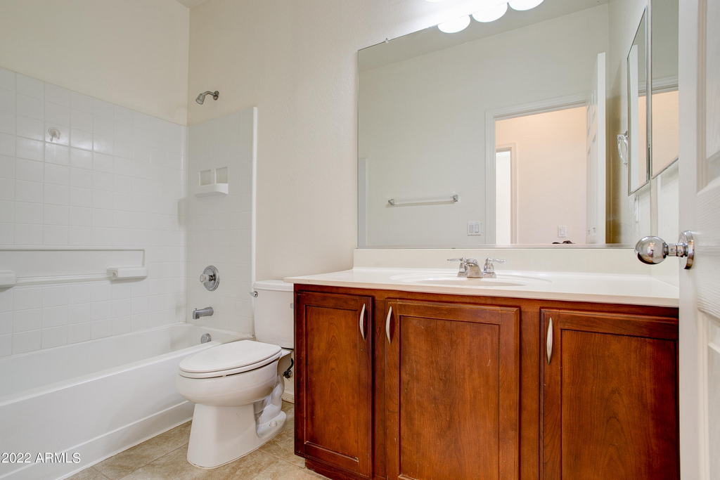 9928 W Chipman Road - Photo 16