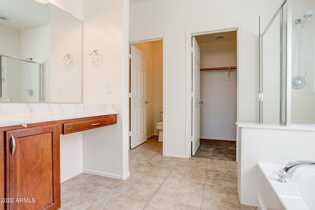 9928 W Chipman Road - Photo 25
