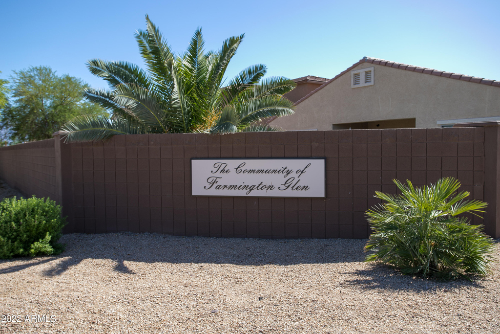 9928 W Chipman Road - Photo 35