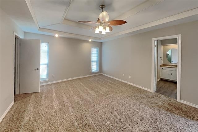 1944 Chesham Drive - Photo 8