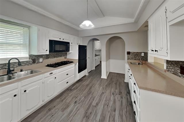 1944 Chesham Drive - Photo 3