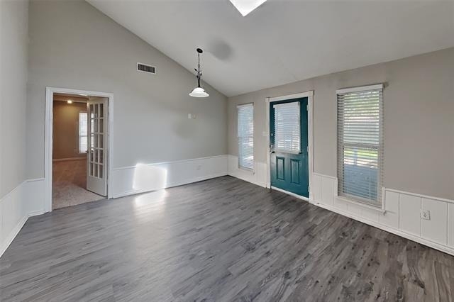 1944 Chesham Drive - Photo 5