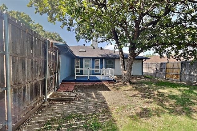 1944 Chesham Drive - Photo 18