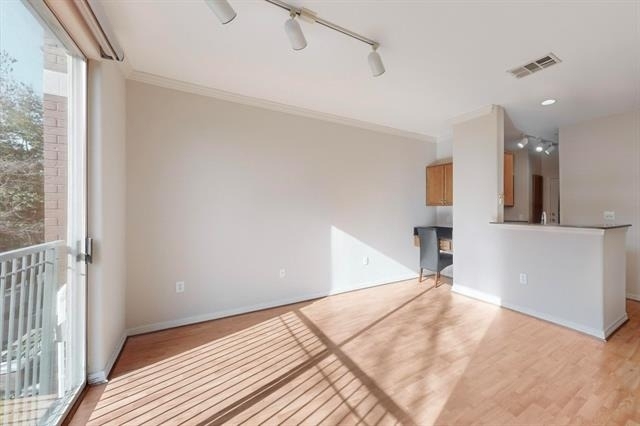 330 Las Colinas Boulevard E - Photo 3