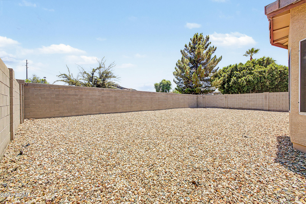 8151 W Tonto Lane - Photo 32