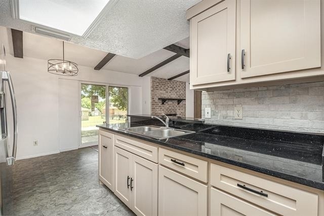 1506 Duet Drive - Photo 3