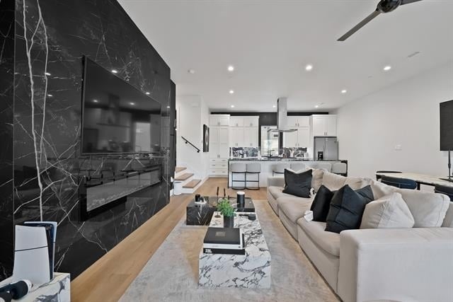 2139 Mail Avenue - Photo 7