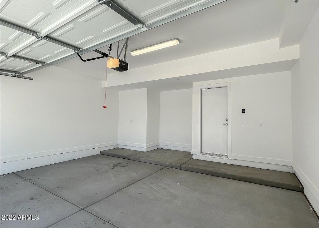 3215 E Flower Street - Photo 13