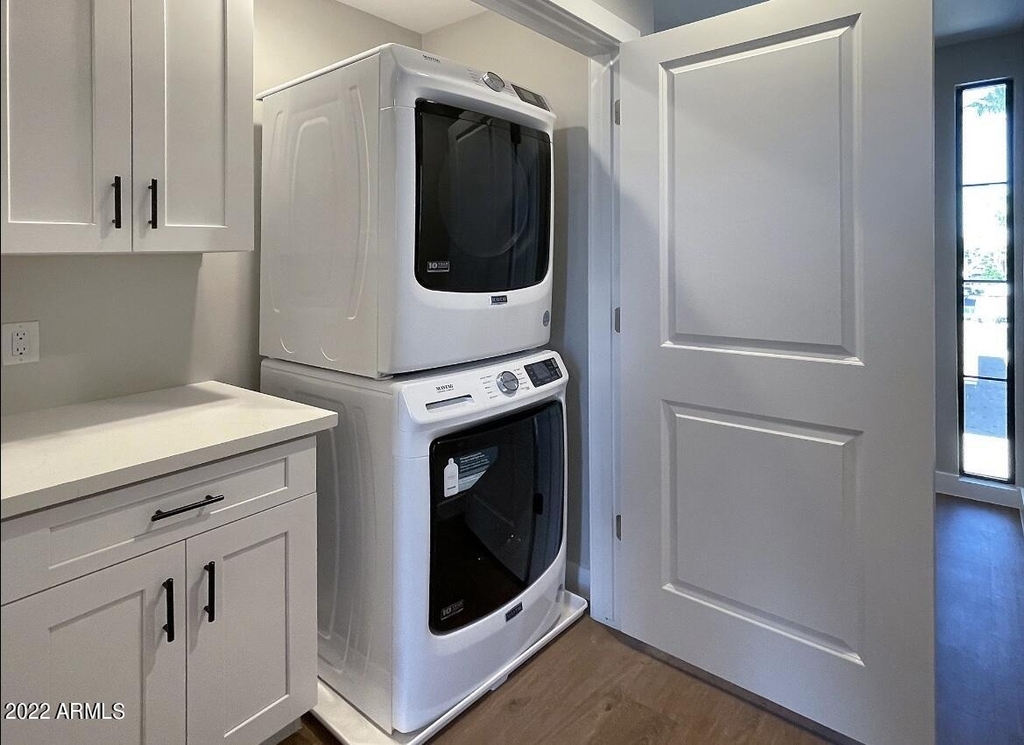 3215 E Flower Street - Photo 42