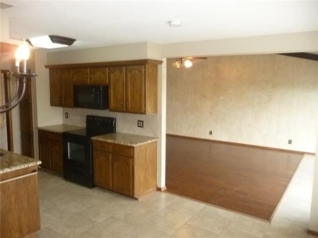 898 Ridgeview Road - Photo 6