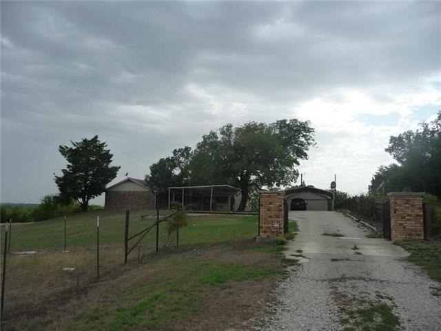 898 Ridgeview Road - Photo 2