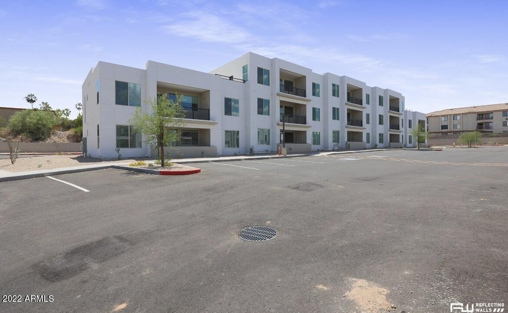 16655 E El Lago Boulevard - Photo 2