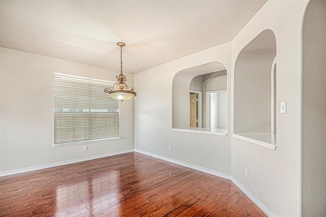 605 Port Royale Way - Photo 4
