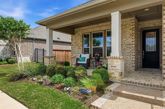 4817 Beaver Creek Drive - Photo 1