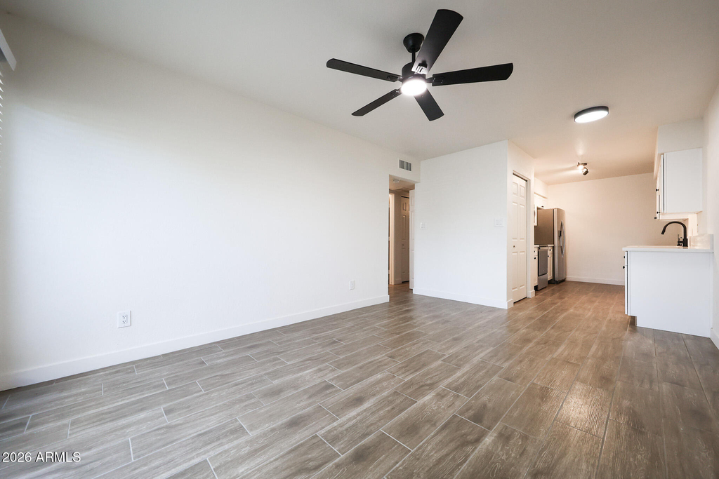 558 S Lesueur -- - Photo 8