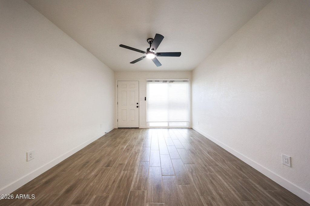 558 S Lesueur -- - Photo 11