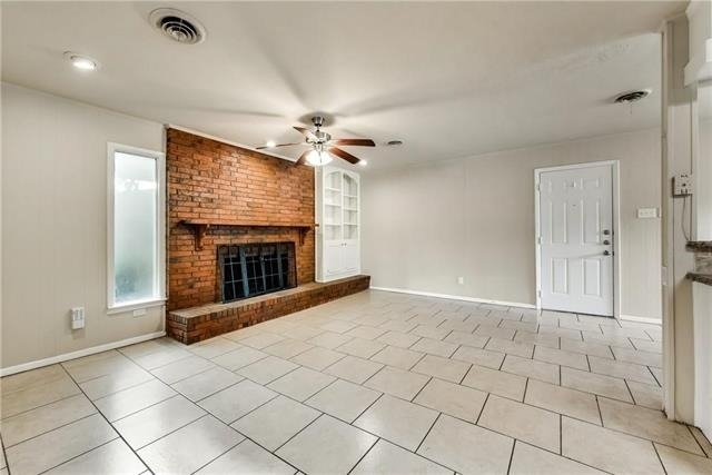 1601 Larkspur Drive - Photo 2