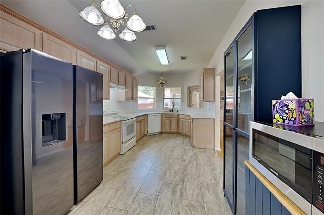 1716 Alpine Drive - Photo 3